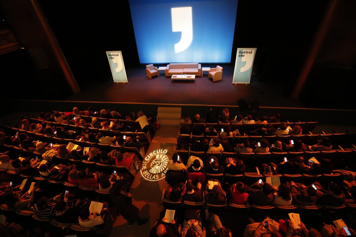 49242080012_2e514841f8_k-1200x800