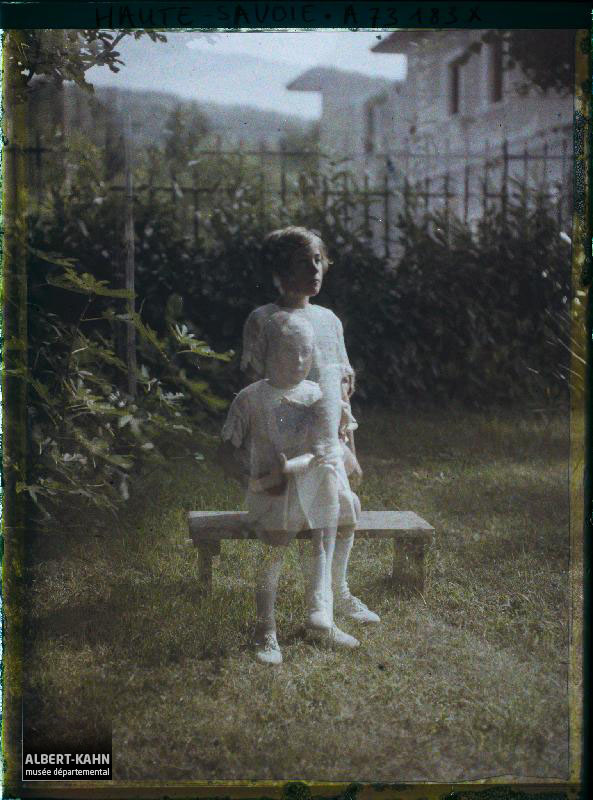 Lugrin, France, 5 août 1929, (Autochrome, ), Stéphane Passet, Département des Hauts-de-Seine, musée Albert-Kahn, Archives de la Planète, A 73 183