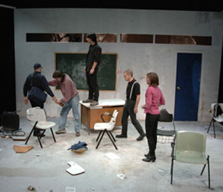 Muestra teatral RESAD | Enemigo de clase