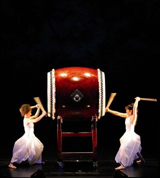 Hono-o-daiko | Cabaret Círculo