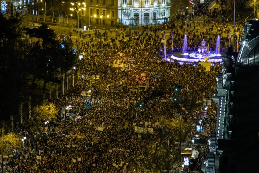 Feminización del poder: ruptura del género en el espacio público