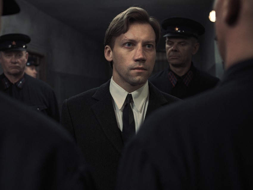 850x700_2_two_prosecutors_by_sergei_loznitsa_sbs_productions_still_2_copie_9434