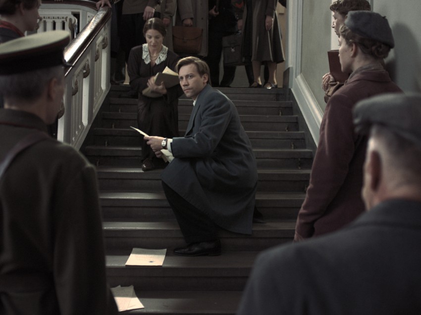 850x700_4_two_prosecutors_by_sergei_loznitsa_sbs_productions_still_4_copie_1159